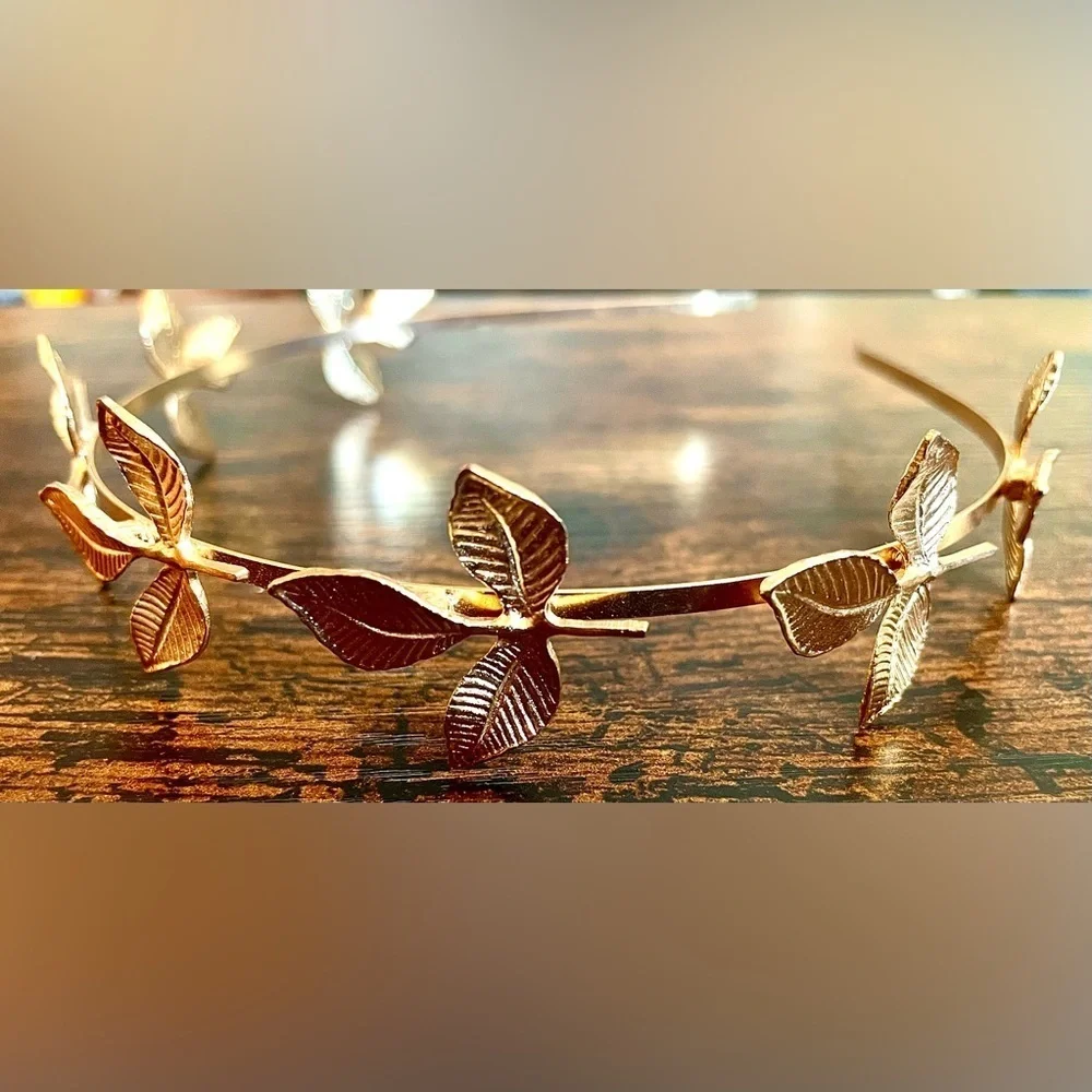 NWOT Gold Laurel Leaf Headband Crown Grecian Goddess Festival Bridal Boho Tiara